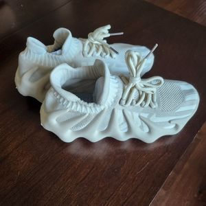 Octopus Sneakers